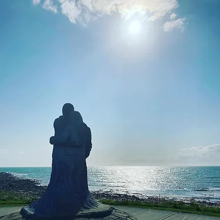 Comfortable Home, Close To Kilmore Quay 펜션